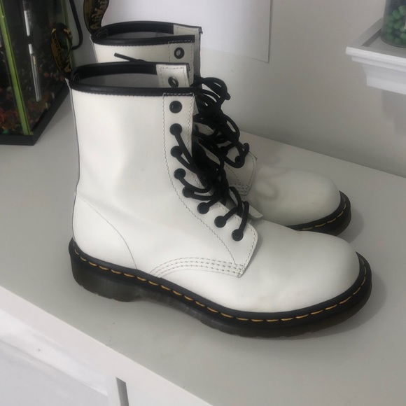 Dr. Martens Shoes - WHITE DOC MARTIN SIZE 8